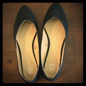 EUC Black Flats 9.5